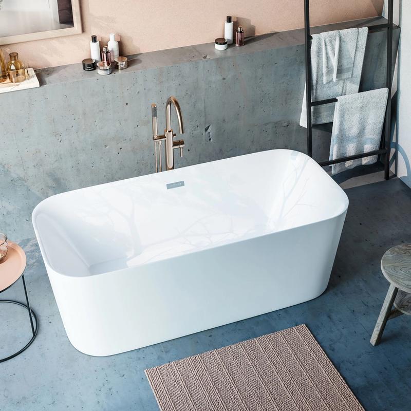 Styl i design wanien przyściennych